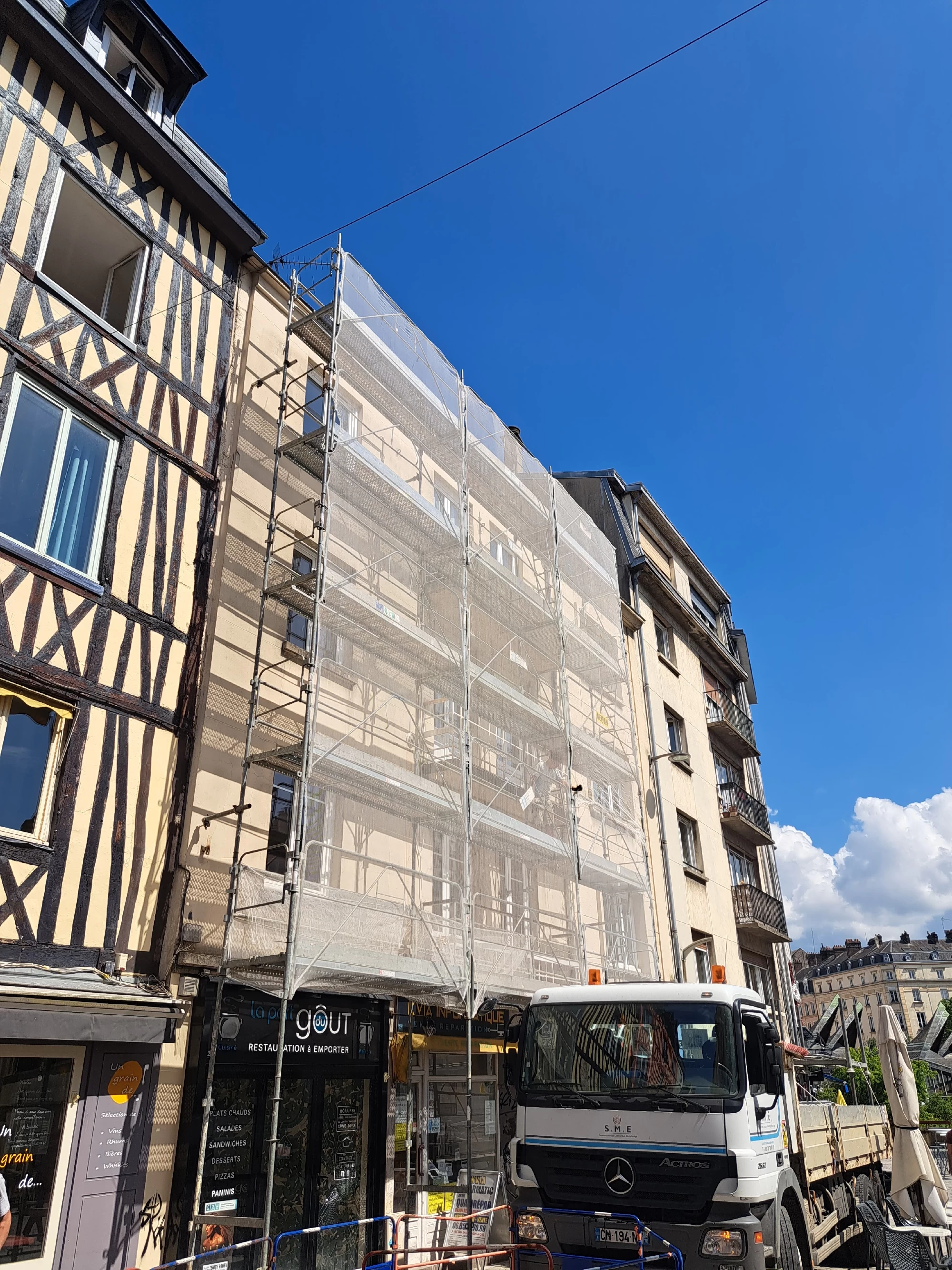 ECHAFAUDAGE FACADIER ROUEN SECURITE RUE CAUCHOISE